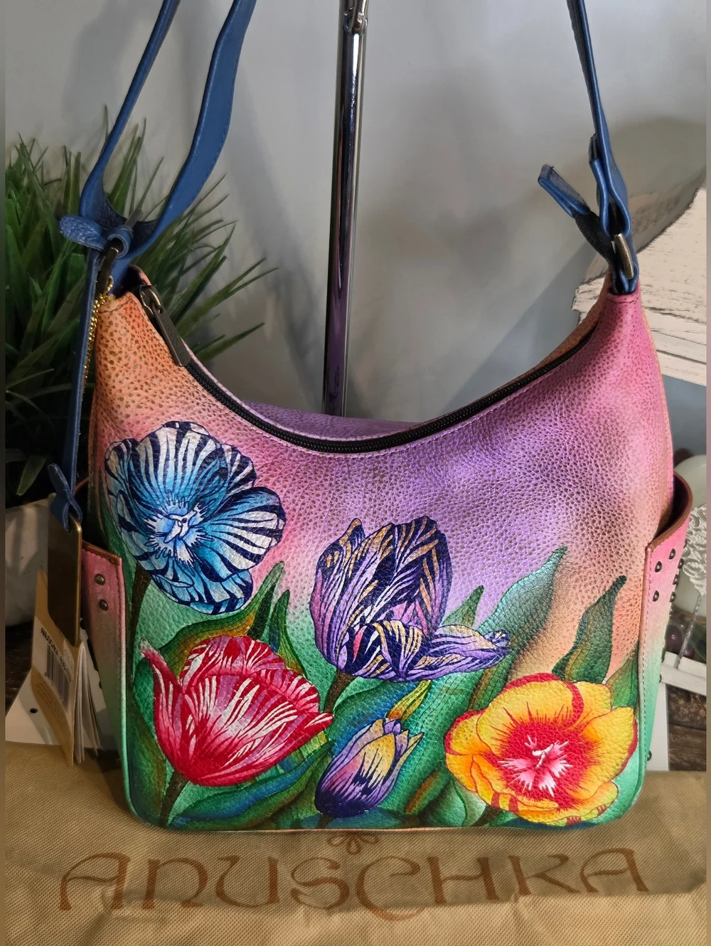 Anuschka Floral Hand Painted Leather Shoulder Bag - Picture 7 of 16